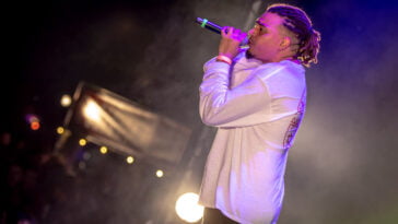 Quiz Songtekst Twijfel Fresku Lyrics Artiest Rapper Eindhoven Tekst Bars Optreden VragenVuur