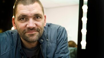 Cabaretier Cabaret Komiek Comedian Theo Maassen Quiz Eindhoven Trivia Weetjes Nieuwe Show