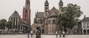 Vrijthof Nederlandse Quiz Over Maastricht Nederlandstalige Stad Steden Limburg Geschiedenis Cultuur