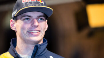 Autocoureur Max Verstappen Mad Bijnaam Vriendin Vermogen Debuut Leeftijd Quiz Vragenvuur Test Nederlandse F1 Formule 1 Autosport