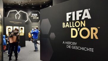 FIFA Ballon d'Or France Football volledige top-10 2021 Messi Lewandowski Salah Bruyne Jorginho Benzema Ronaldo Winnaars datum prijs beste voetballer spelers ter wereld ooit record