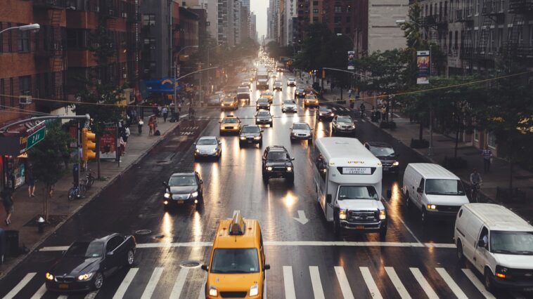 Quiz Welke Landen rijden er links rechts rechterkant linkerkant van de weg verkeer auto's waar wereld europa lijst overzicht test engeland amerika